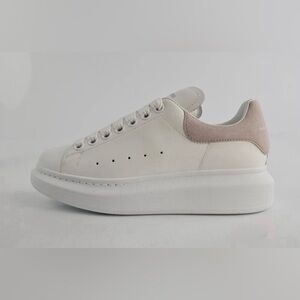 New Stylish Women's White and Pink Sneakers 6
